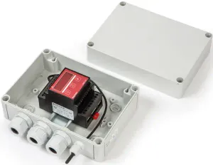 Opened Raychem GM-TA-Outdoor-box containing the GM-TA controller.