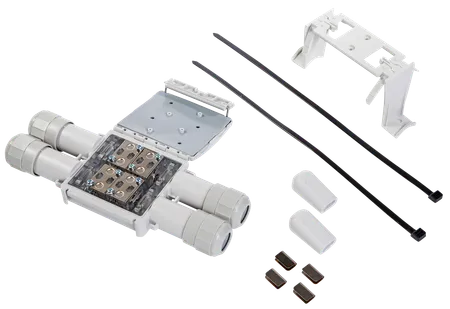 RayClic X connection with four outputs with mounting bracket and included additional end seals.